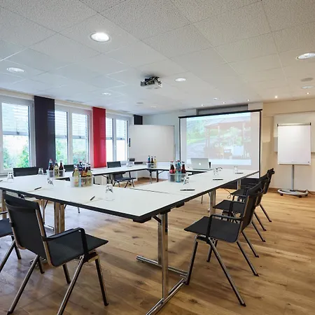 호텔 Romantik Rindenmuehle 4*