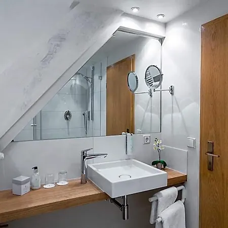 Romantik Rindenmühle 4*