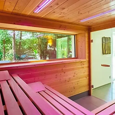 Hotel Romantik Rindenmuehle 4*